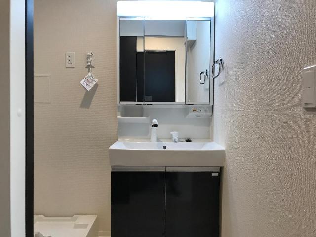 洗面設備　洗髪洗面化粧台