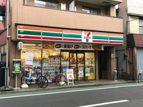 コンビニ　セブンイレブン中野新井薬師前駅北店（コンビニ）まで217m