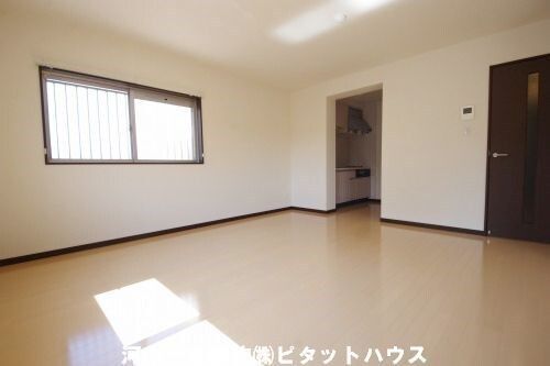 居室・リビング　リビング