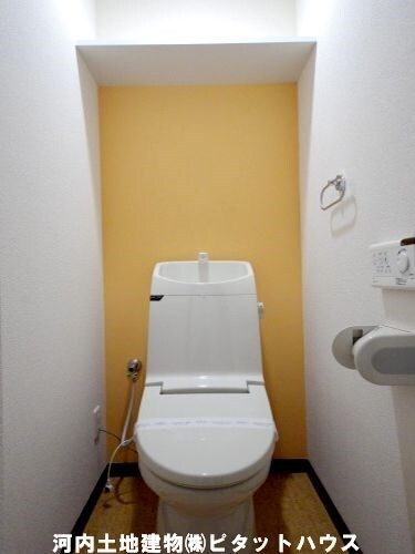 トイレ　シャワートイレ