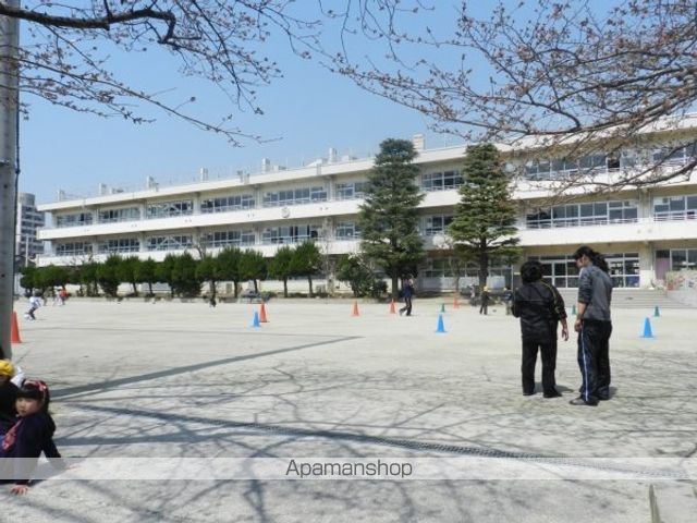 小学校　浦安市立浦安小学校（小学校）まで416m