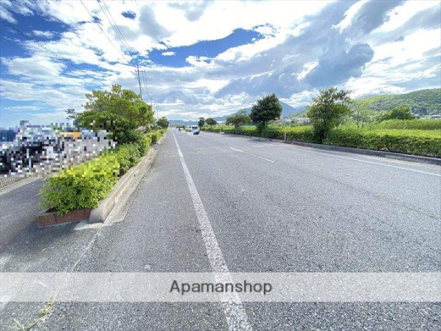 その他　前面道路（その他）まで0m