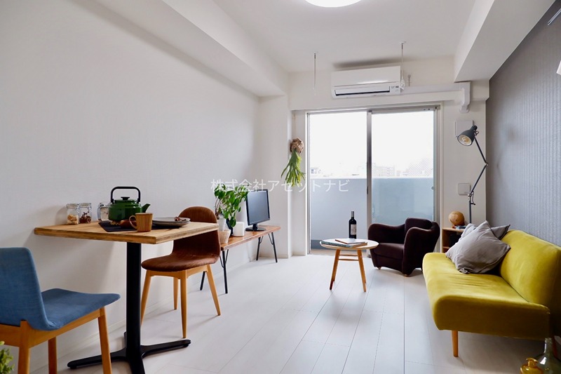 居室・リビング　家具はイメージです