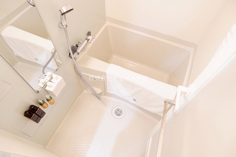 バス・シャワールーム　家具はイメージです