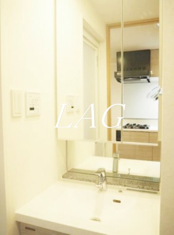 洗面設備　洗面台です。