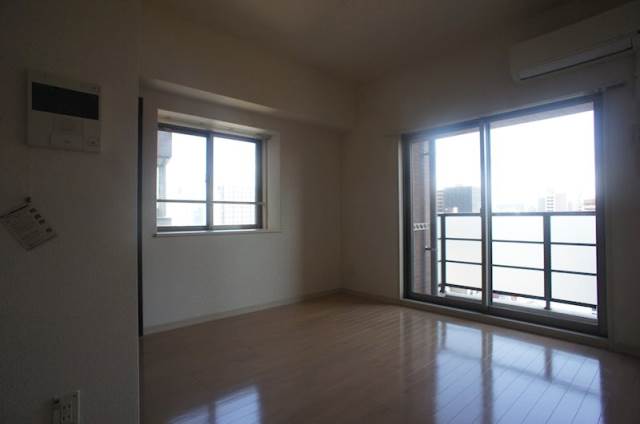 居室・リビング　別号室