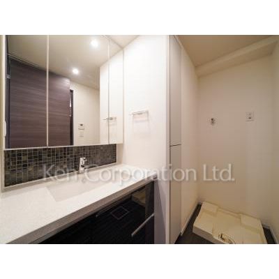 洗面設備　同タイプ4階のお部屋を撮影。仕様が異なることがあります。