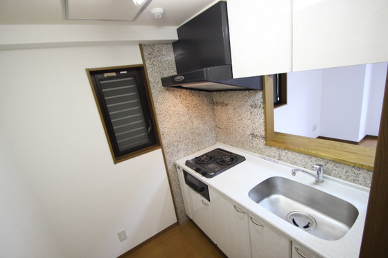 キッチン　※別部屋の写真です