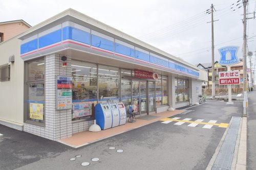 コンビニ　ローソン 城東永田四丁目店（コンビニ）まで381m