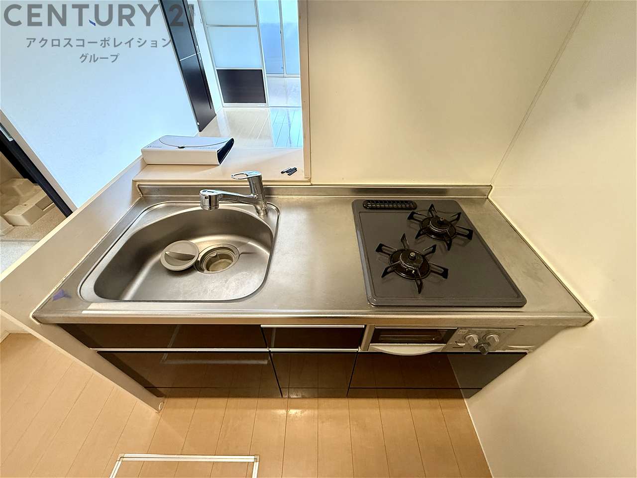 キッチン　２口ガスコンロついてます♪