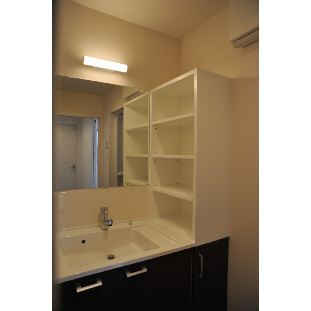 洗面設備　洗面収納