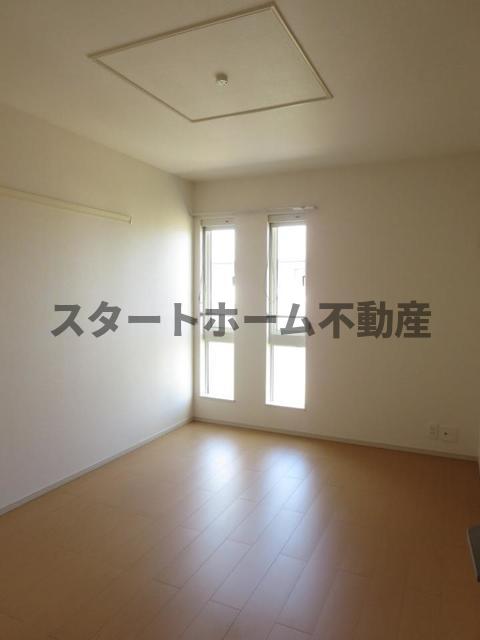 居室・リビング　居間です