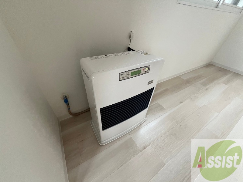 その他　暖房です。冬場の寒い日でも安心ですね～