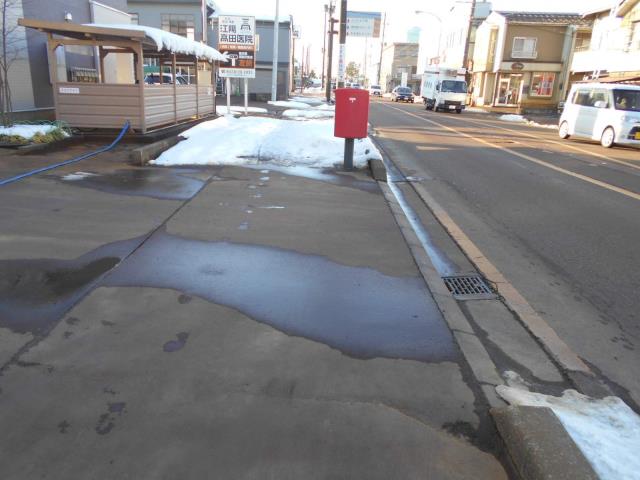 その他　前面道路（その他）まで0m