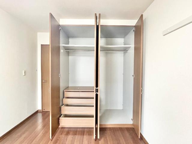収納　クローゼット