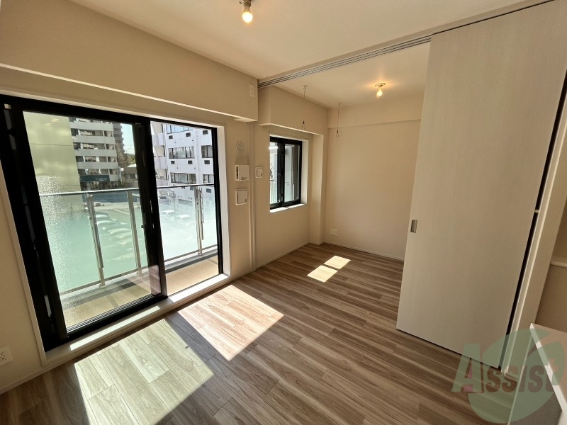 居室・リビング　８帖のＬＤＫは広々として開放感があります。