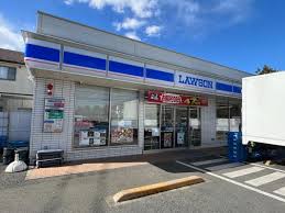 コンビニ　ローソン狛江中和泉三丁目店（コンビニ）まで629m