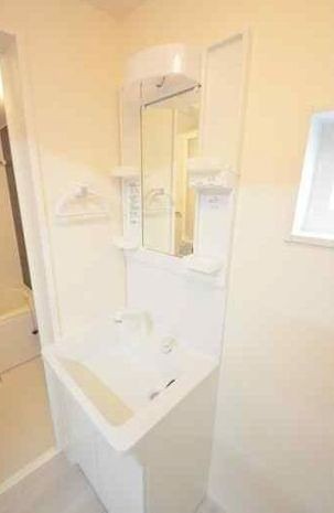 洗面設備　※同仕様写真含む