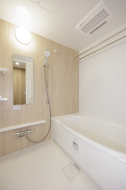 バス・シャワールーム　※写真は同タイプ住戸です。