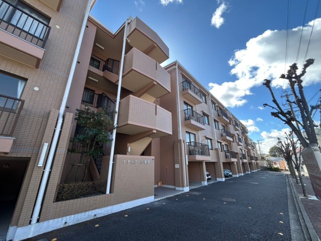 建物外観　シティコーポ春里