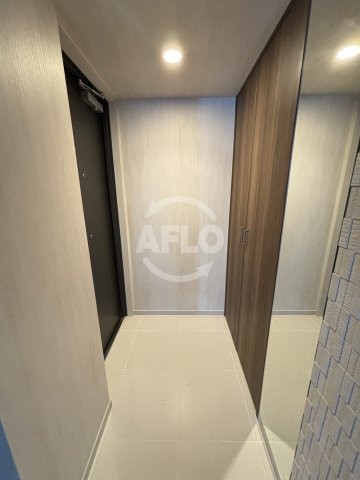 玄関　クリスタルエグゼ南堀江　玄関