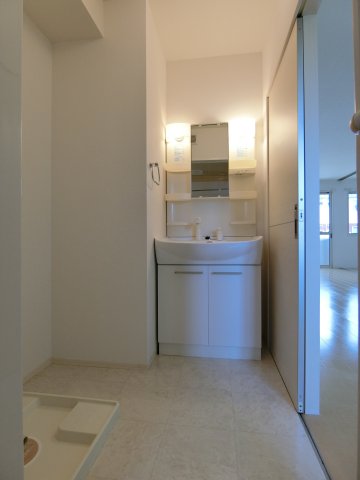 洗面設備　イメージ101号室の写真