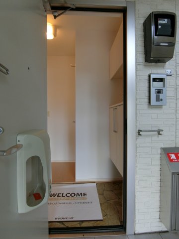 玄関　イメージ101号室の写真
