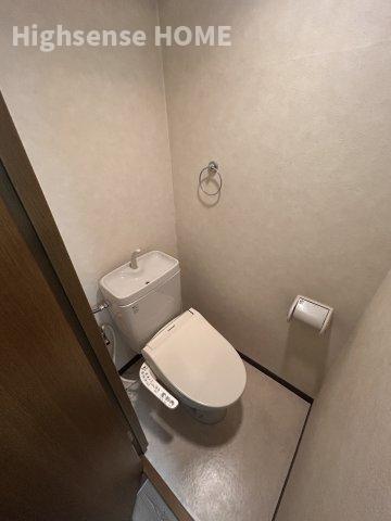 トイレ　ゆったりとした空間のトイレです