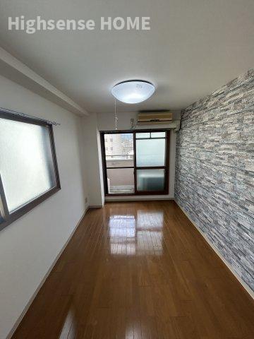 居室・リビング　ゆったりとした居間です