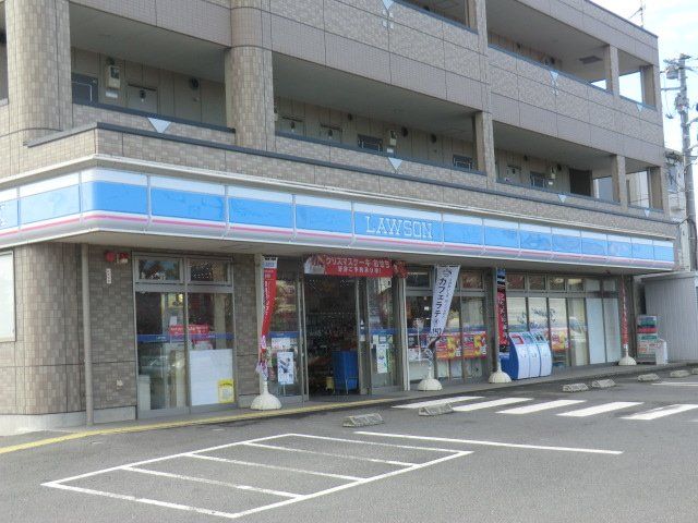 コンビニ　ローソン 越谷レイクタウン一丁目店（コンビニ）まで582m