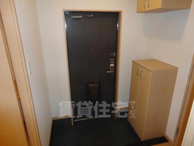 玄関　玄関（人感センサーライト）