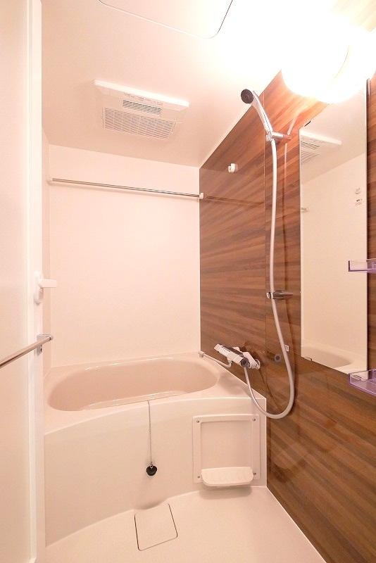 バス・シャワールーム　☆ゆっくりくつろげるお風呂☆