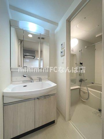 洗面設備　清潔感ある洗面所です！