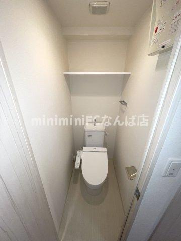 トイレ　トイレに収納もあります！