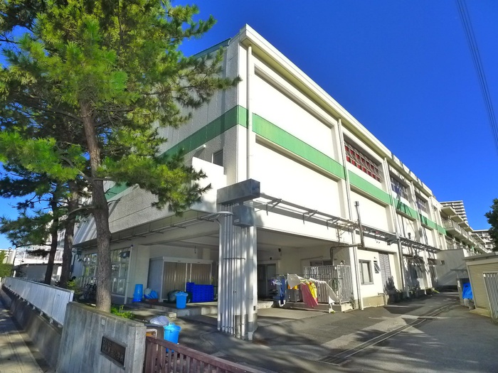 小学校　清新一小学校（小学校）まで469m