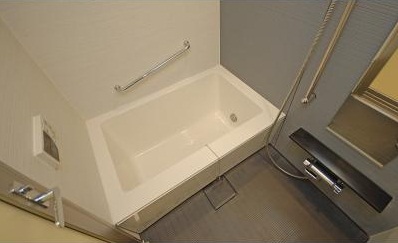 バス・シャワールーム　同マンション別部屋