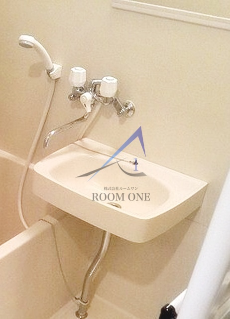 洗面設備　洗面台です。