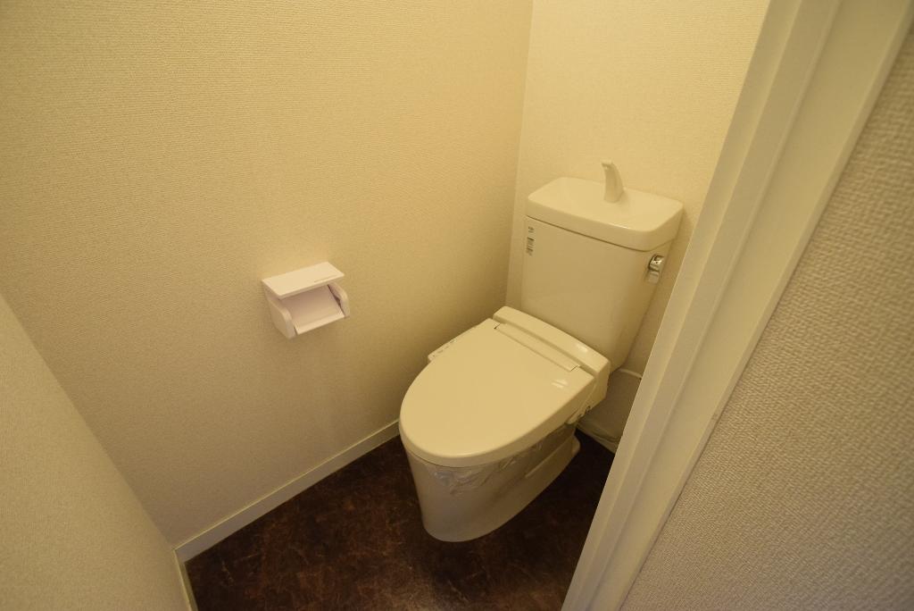 トイレ　シャワー付トイレ