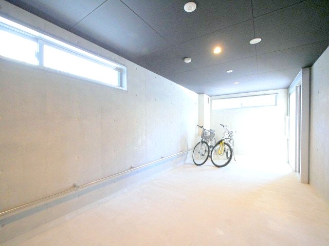 その他共有部分　駐輪スペースです♪