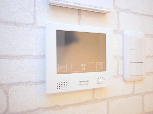 セキュリティ　モニター付きインターホンです♪