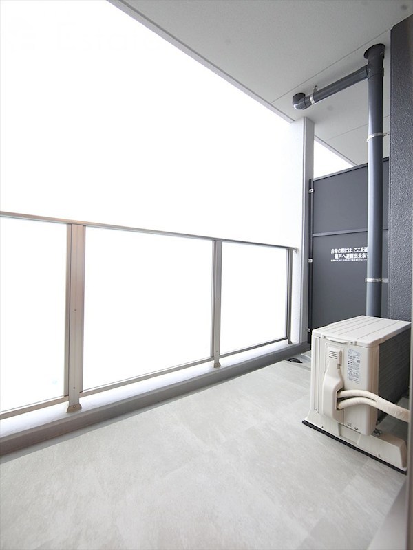 バルコニー　ベランダ