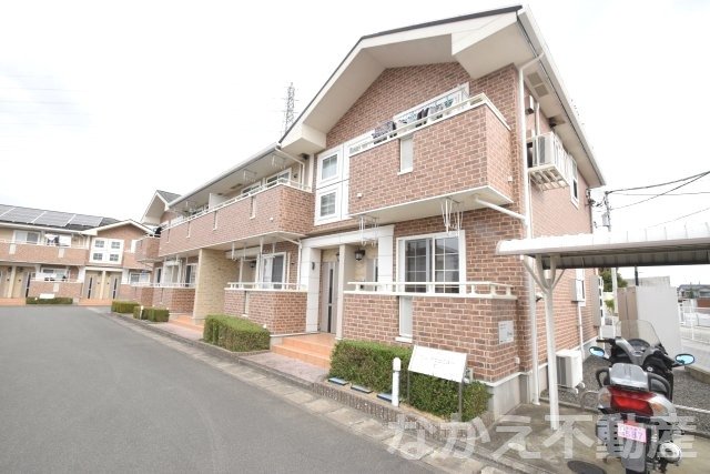 建物外観　落ち着いた雰囲気の外観です