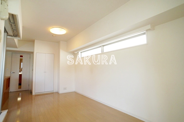 居室・リビング　開放感のあるゆったりとしたお部屋です♪