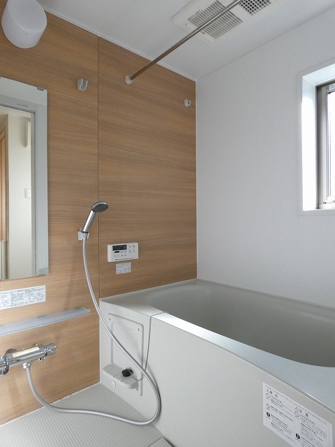 バス・シャワールーム　バス