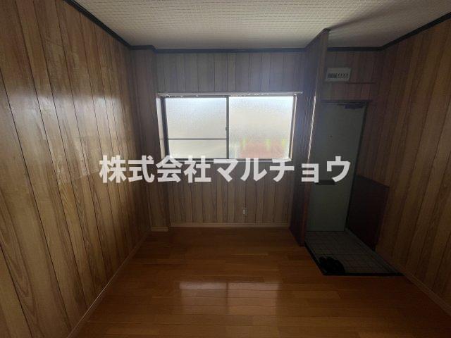 居室・リビング　スタンダードな洋室です