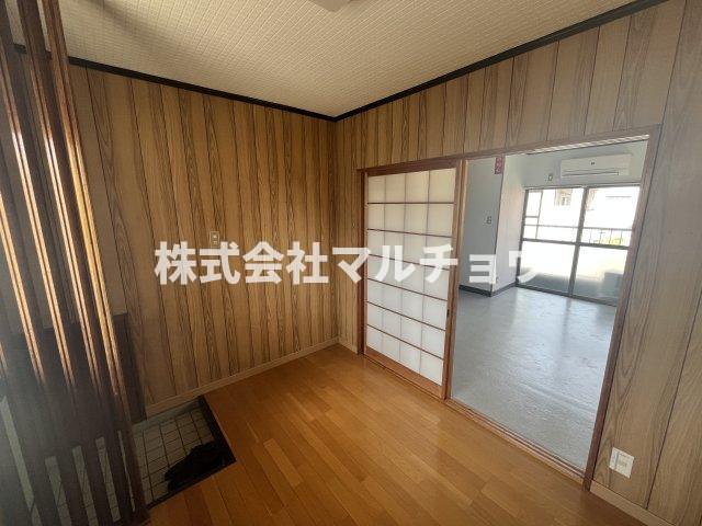 居室・リビング　きれいな洋室です