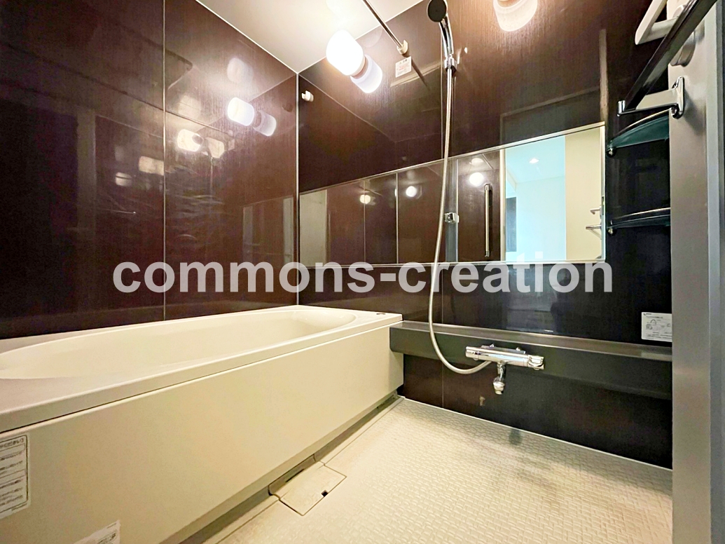 バス・シャワールーム　※別部屋参考写真