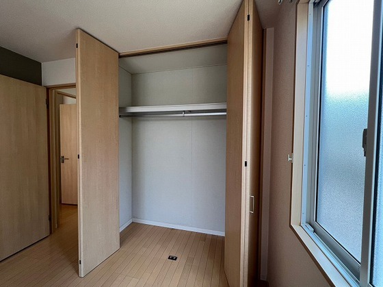 収納　※別部屋の写真です