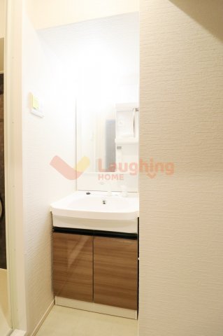 洗面設備　落ち着いたトイレです