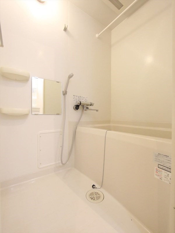 バス・シャワールーム　浴室暖房乾燥機能付バス